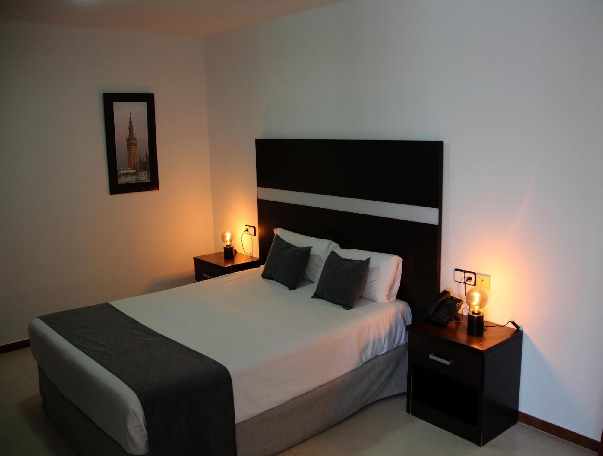 Hospedium Hotel Blu Torre De Sevilla تورّي ذي لا رينا المظهر الخارجي الصورة