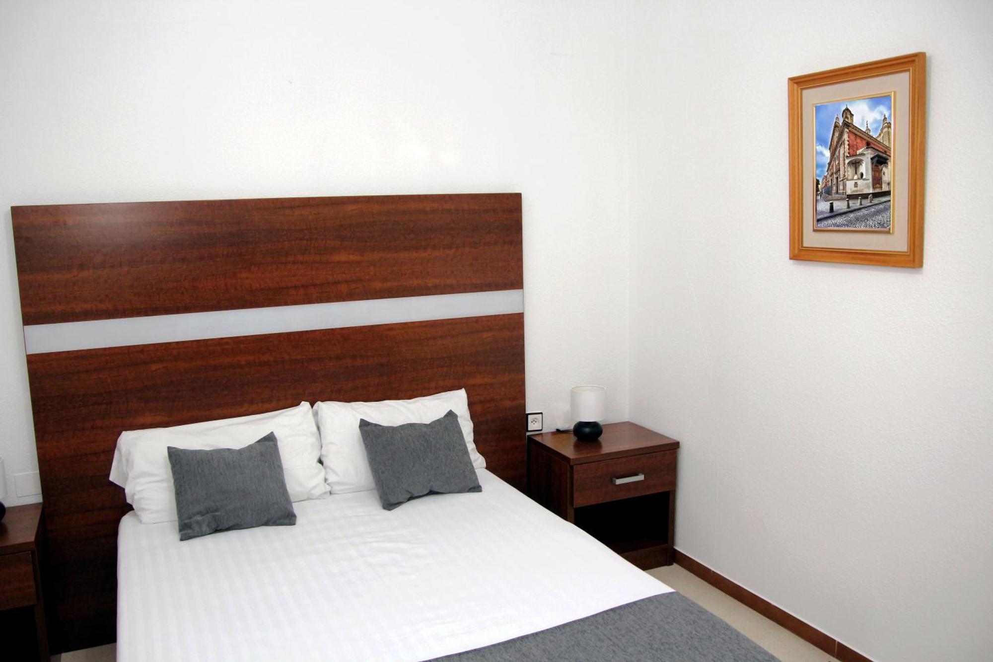Hospedium Hotel Blu Torre De Sevilla تورّي ذي لا رينا المظهر الخارجي الصورة